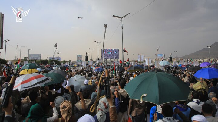 تقرير مصور/ الحشود الغفيرة اليمنية تؤكد وقوفها مع إيران ضد العدوان الصهيوني الغاشم