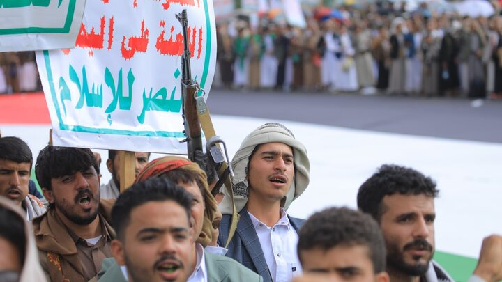 تقرير مصور/ الحشود الغفيرة اليمنية تؤكد وقوفها مع إيران ضد العدوان الصهيوني الغاشم