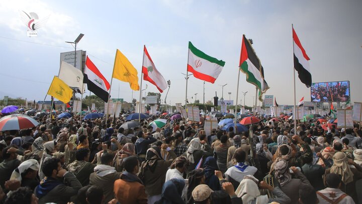 تقرير مصور/ الحشود الغفيرة اليمنية تؤكد وقوفها مع إيران ضد العدوان الصهيوني الغاشم