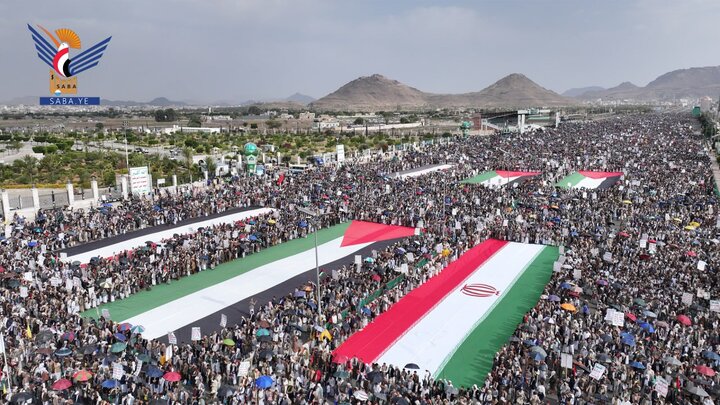 تقرير مصور/ الحشود الغفيرة اليمنية تؤكد وقوفها مع إيران ضد العدوان الصهيوني الغاشم