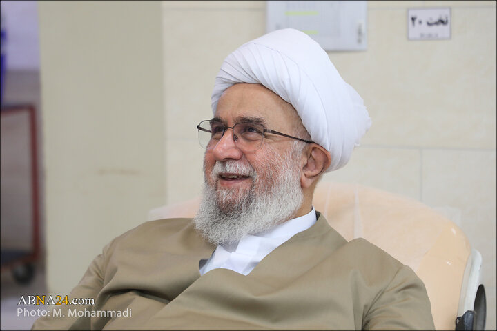 گزارش تصویری | حضور آیت‌الله رمضانی در مرکز اهداء خون قم