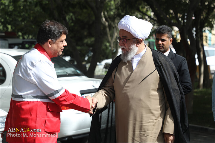 گزارش تصویری | حضور آیت‌الله رمضانی در مرکز اهداء خون قم