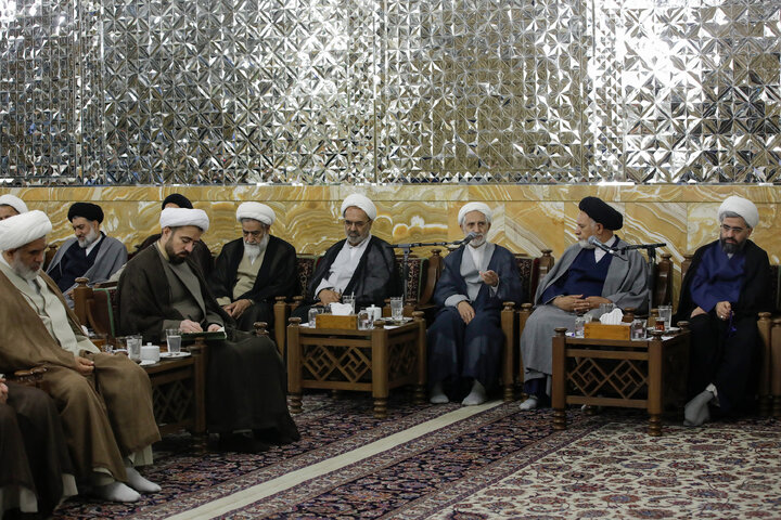 گزارش تصویری | دیدار جمعی از روحانیون با تولیت آستان قدس رضوی