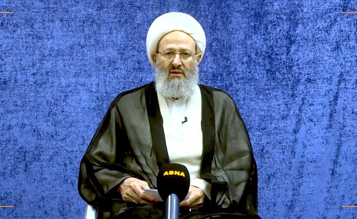 آیت‌الله فقیهی در گفت‌وگو با ابنا: مردم جهان از اهانت‌کنندگان به رهبر انقلاب انتقام خواهند گرفت/ تهدید ایران، مردم را غیورتر می‌کند + ویدیو