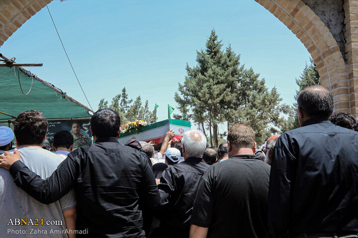 تشییع پیکر ۲ بانوی شهید حملات رژیم صهیونیستی در بهشت زهرای تهران