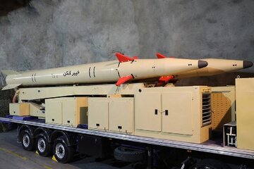 Video: Iran fires Kheibar-Shekan missile towards Israel for first time