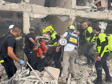 Redio ya Israel: "Uharibifu Mkubwa umetokea Tel Aviv, Haifa, na Nes Tsiuna baada ya Kushambuliwa na Makombora ya Iran