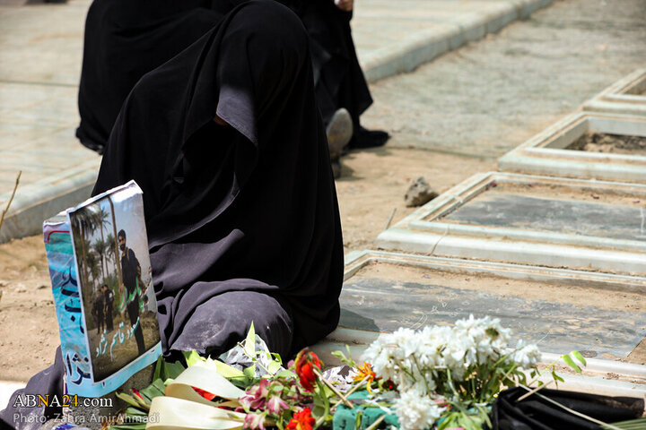 Photos: Funeral of 2 women martyred in Zionist regime attacks held in Tehran