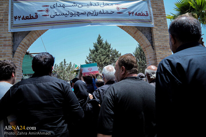 Photos: Funeral of 2 women martyred in Zionist regime attacks held in Tehran