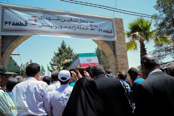 Photos: Funeral of 2 women martyred in Zionist regime attacks held in Tehran