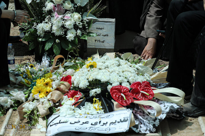 Photos: Funeral of 2 women martyred in Zionist regime attacks held in Tehran