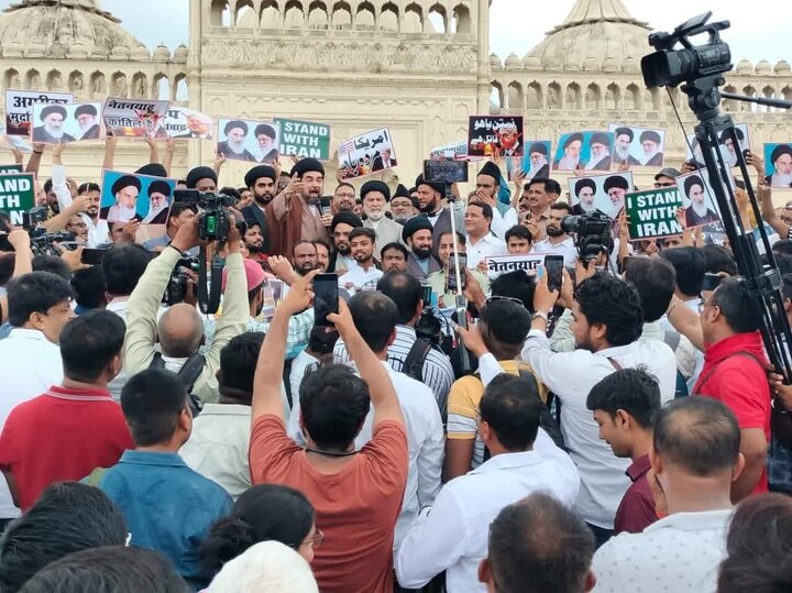 Photos: Demonstration in Lucknow, India, in support of Islamic Republic of Iran