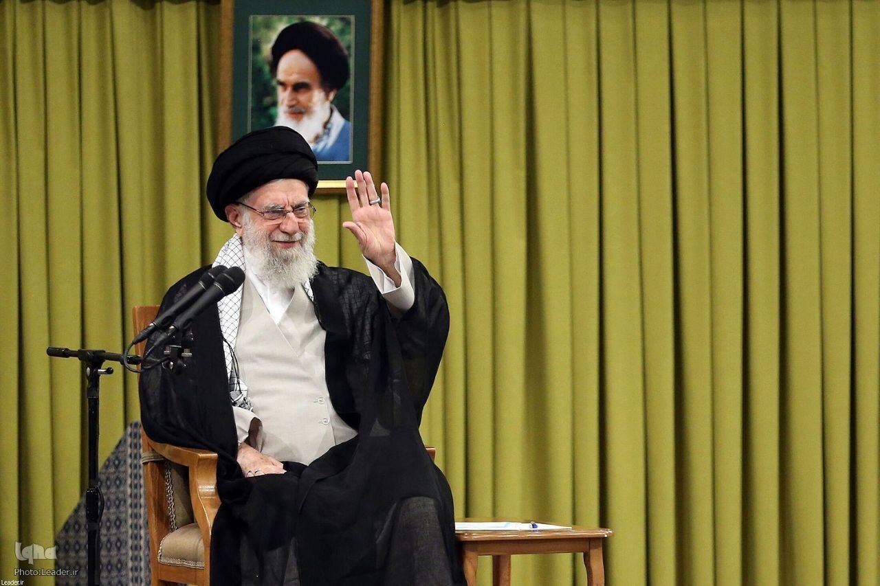 Guerra Contra Todos os Muçulmanos: Clérigo Sênior Iraquiano Condena Ameaças ao Aiatolá Khamenei