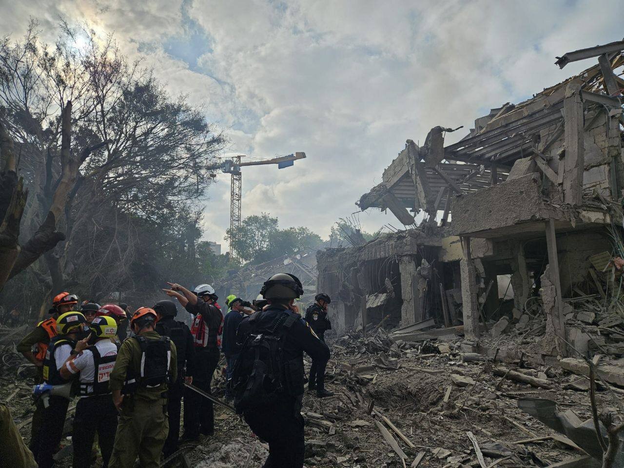 Video: Destruction from Iran's missile attack on central Israel