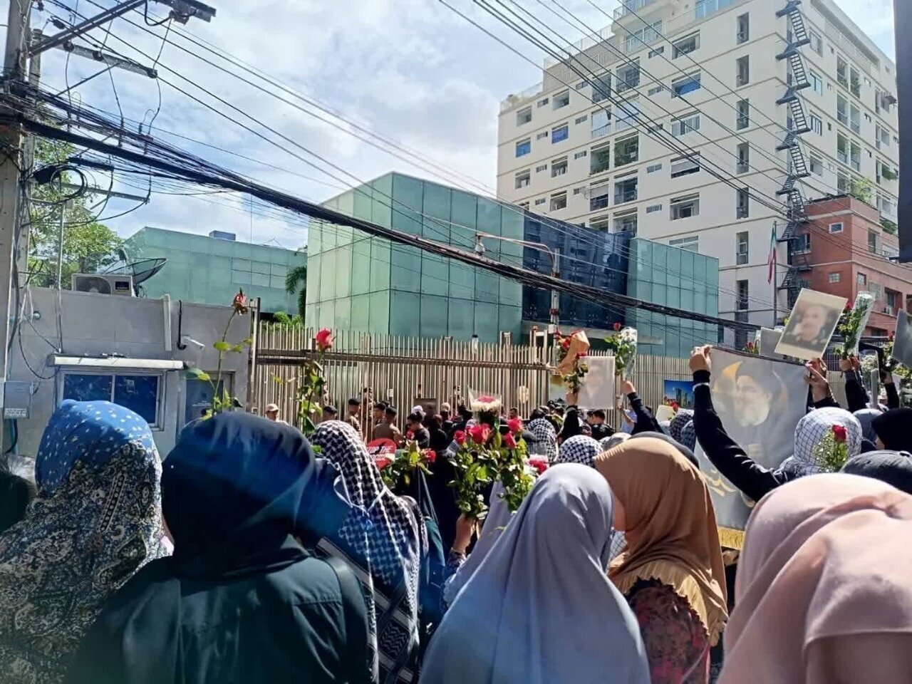 Photo: Thai people gather in solidarity with Islamic Republic of Iran