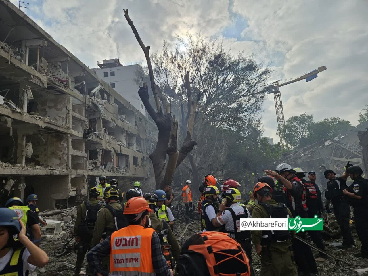 Redio ya Israel: "Uharibifu Mkubwa umetokea Tel Aviv, Haifa, na Nes Tsiuna baada ya Kushambuliwa na Makombora ya Iran