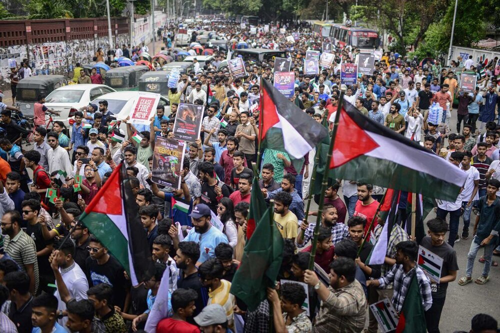 ইসলামী ইরানের উপর ইসরায়েলের আক্রমণের বিরুদ্ধে বাংলাদেশি জনগণ ইসলামী ইরানের উপর ইসরায়েলের আক্রমণের বিরুদ্ধে বাংলাদেশি জনগণ
