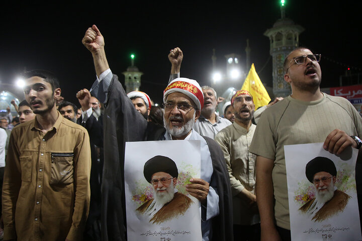 گزارش تصویری | اعلام انزجار و فریاد انتقام مردم قم علیه تجاوز آمریکا به خاک ایران