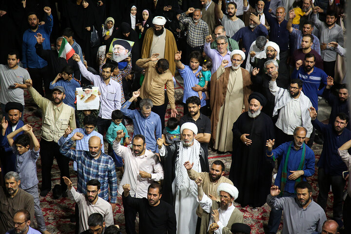 گزارش تصویری | اعلام انزجار و فریاد انتقام مردم قم علیه تجاوز آمریکا به خاک ایران