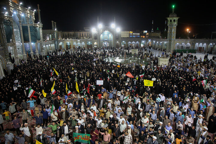 گزارش تصویری | اعلام انزجار و فریاد انتقام مردم قم علیه تجاوز آمریکا به خاک ایران