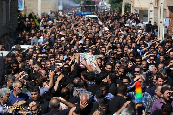 گزارش تصویری | مراسم تشییع شهید «علیرضا اسماعیلی» در پیربکران اصفهان