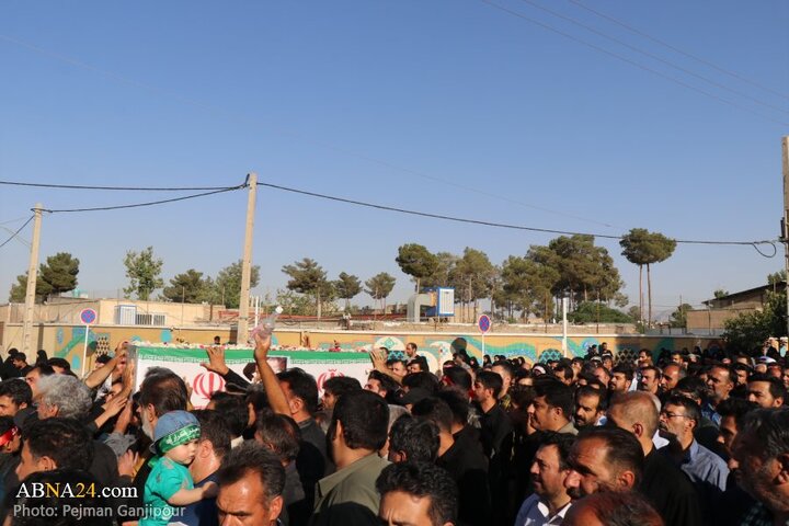 مراسم تشییع و تدفین شهید حسین نوریان در شهر کوشک اصفهان