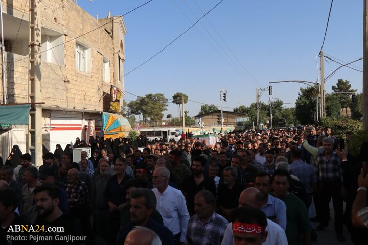 مراسم تشییع و تدفین شهید حسین نوریان در شهر کوشک اصفهان