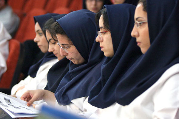 ثبت نام هزاران نفر از کادر درمان برای خدمت داوطلبانه