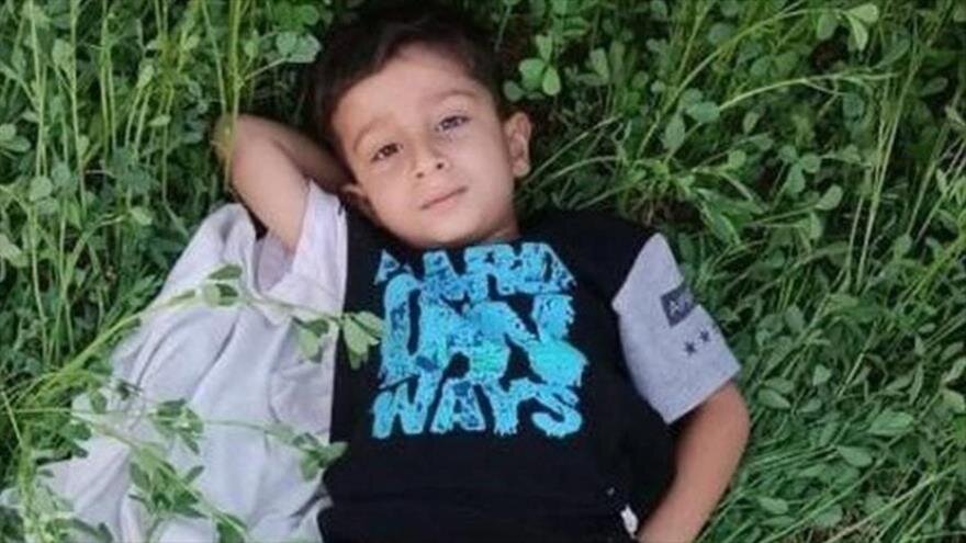 Ataque do regime sionista a veículo civil no Irã mata mãe e seu filho de 6 anos