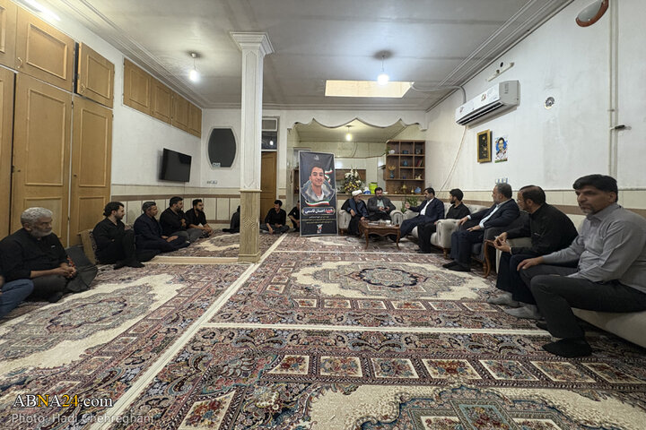 حضور مدیران استان قم در خانه نوجوان خادم الرضا(ع) شهید احسان قاسمی