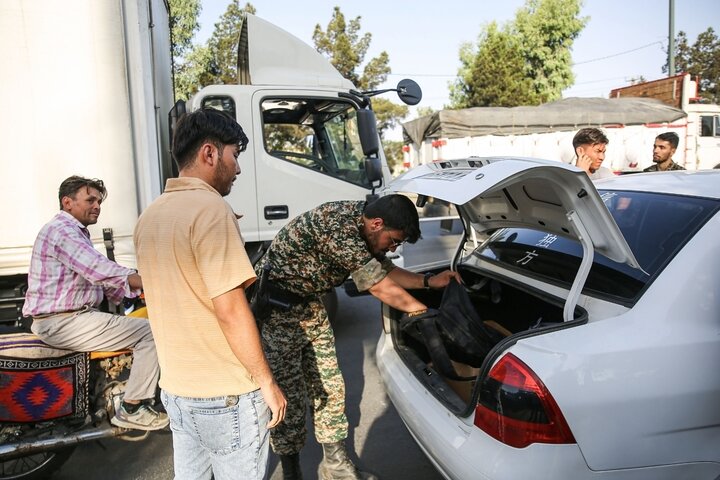 گزارش تصویری | ایست بازرسی‌های بسیج در قم
