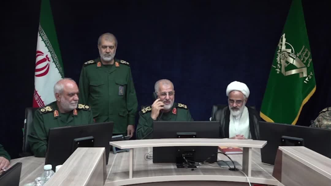 ویدیو | لحظه اعلام رمز عملیات بشارت فتح توسط فرمانده سپاه سردار پاکپور