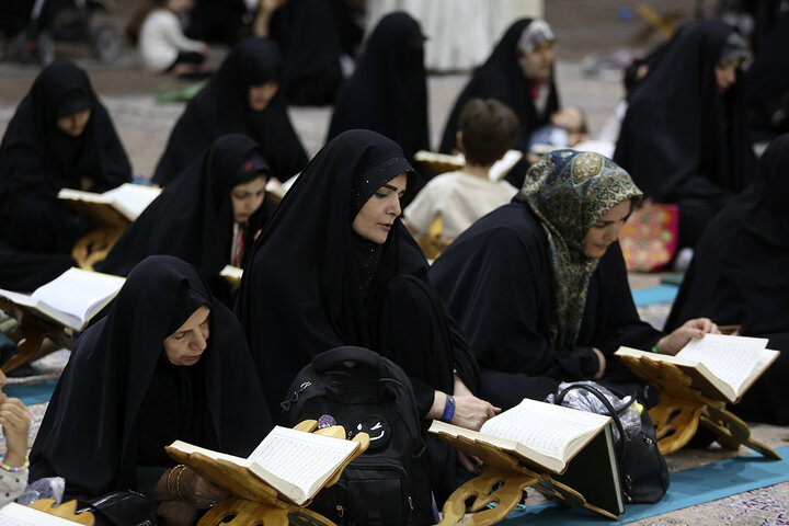 گزارش تصویری | محفل تلاوت فاطمی به یاد شهدای حملات رژیم صهیونی در حرم قم