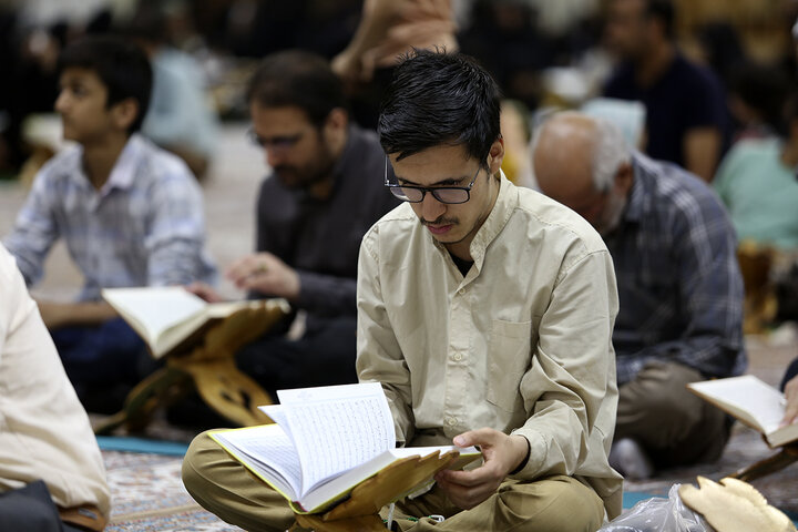 گزارش تصویری | محفل تلاوت فاطمی به یاد شهدای حملات رژیم صهیونی در حرم قم