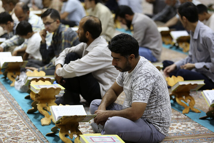 گزارش تصویری | محفل تلاوت فاطمی به یاد شهدای حملات رژیم صهیونی در حرم قم