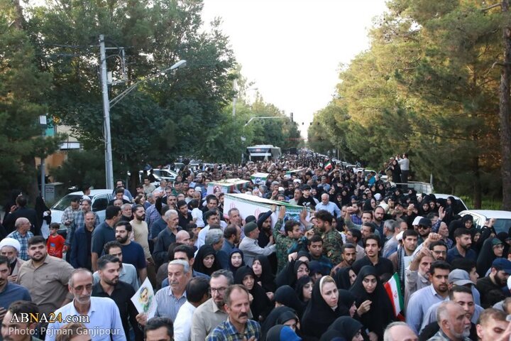 Photos: Funeral of 13 Iranian martyrs over Zionist regime attacks held in Isfahan