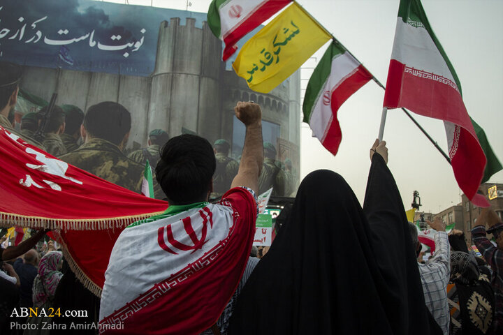 Photos: Magnificent gathering of Tehran people in support of Iranian armed forces