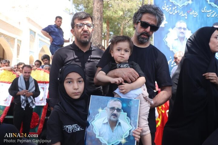 Photos: Funeral of 6 martyrs defending homeland held in Shahreza, Isfahan