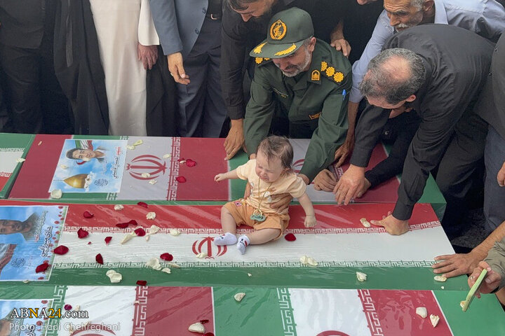Photos: Funeral ceremony for 8 martyrs of Zionist aggression held in Qom - 2