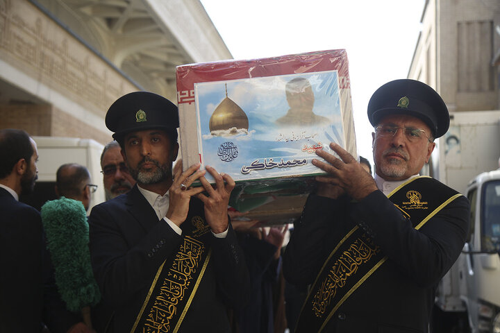 Photos: Funeral ceremony for 8 martyrs of Zionist aggression held in Qom - 3