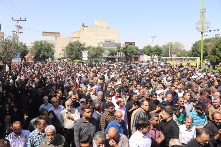 تقرير مصور/ مشاركة واسعة في مراسم تشييع جثامين شهداء بمدينة رضا بمحافظة أصفهان