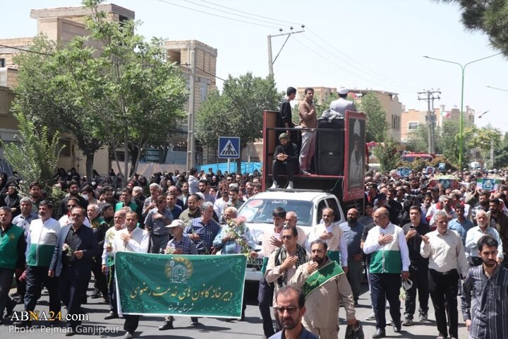 تقرير مصور/ مشاركة واسعة في مراسم تشييع جثامين شهداء بمدينة رضا بمحافظة أصفهان