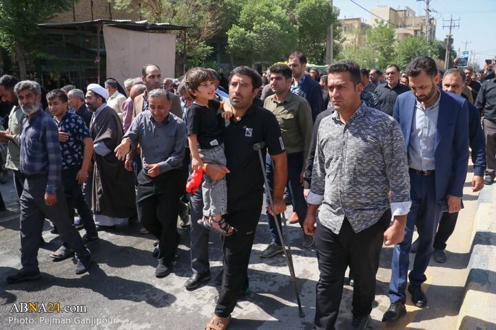 گزارش تصویری | تشییع پیکر دو شهید حملات رژیم صهیونیستی در شهر زازران اصفهان