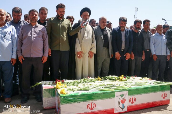 گزارش تصویری | تشییع پیکر دو شهید حملات رژیم صهیونیستی در شهر زازران اصفهان