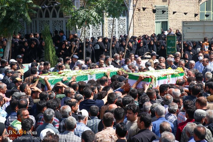 گزارش تصویری | تشییع پیکر دو شهید حملات رژیم صهیونیستی در شهر زازران اصفهان