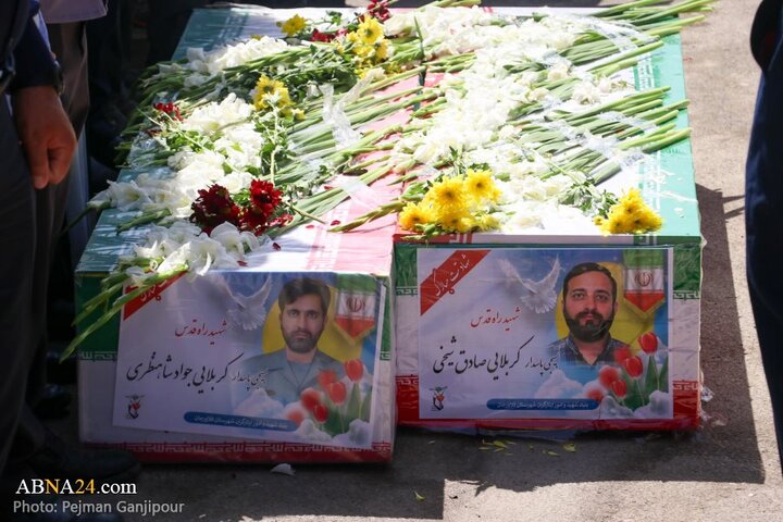 گزارش تصویری | تشییع پیکر دو شهید حملات رژیم صهیونیستی در شهر زازران اصفهان