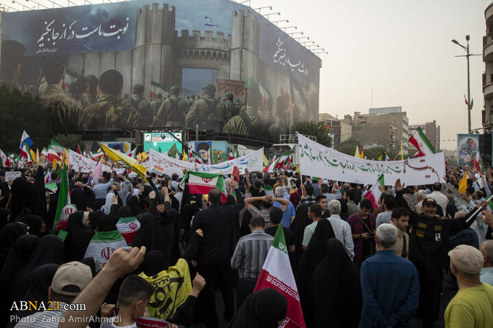 تقرير مصور/ احتشاد كبير لأهالي مدينة طهران دعما ومساندة للقوات المسلحة الإيرانية