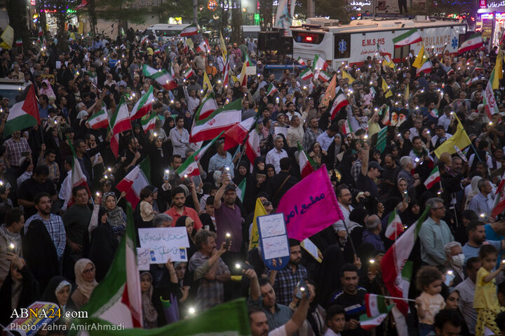 تقرير مصور/ احتشاد كبير لأهالي مدينة طهران دعما ومساندة للقوات المسلحة الإيرانية