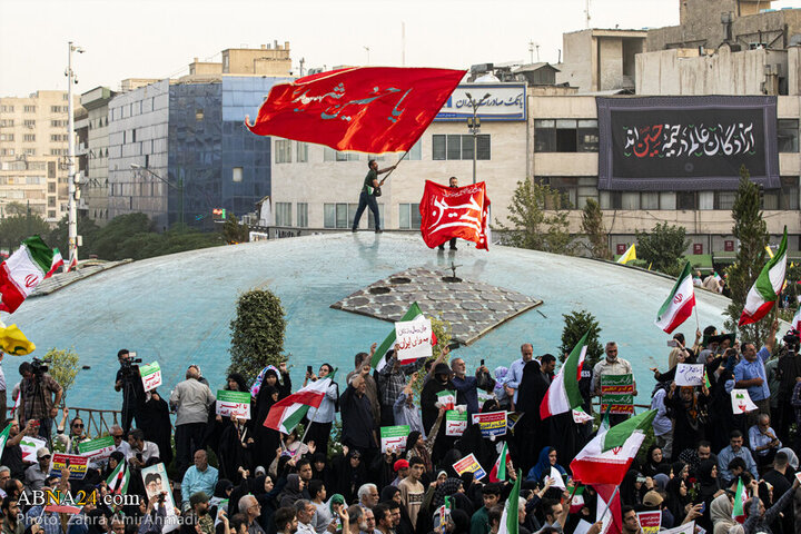 تقرير مصور/ احتشاد كبير لأهالي مدينة طهران دعما ومساندة للقوات المسلحة الإيرانية