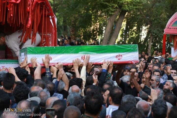 تقرير مصور/ أهالي مدينة اصفهان يشيعون جثامين 13 شهيدا استشهدوا بالعدوان الصهيوني الغاشم
